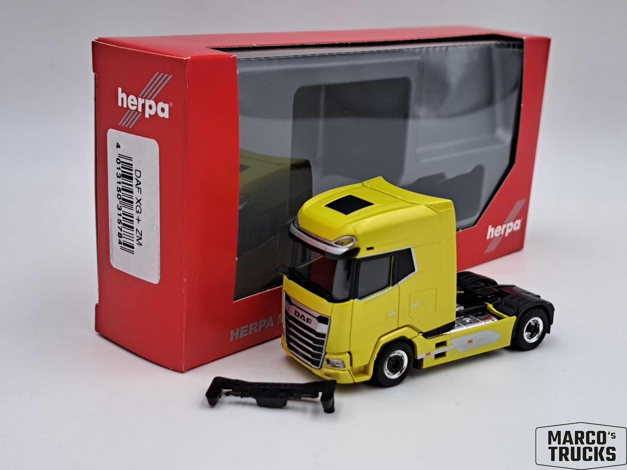 Herpa DAF XG Zugmaschine Tuscan Yellow Metallic Nr HN