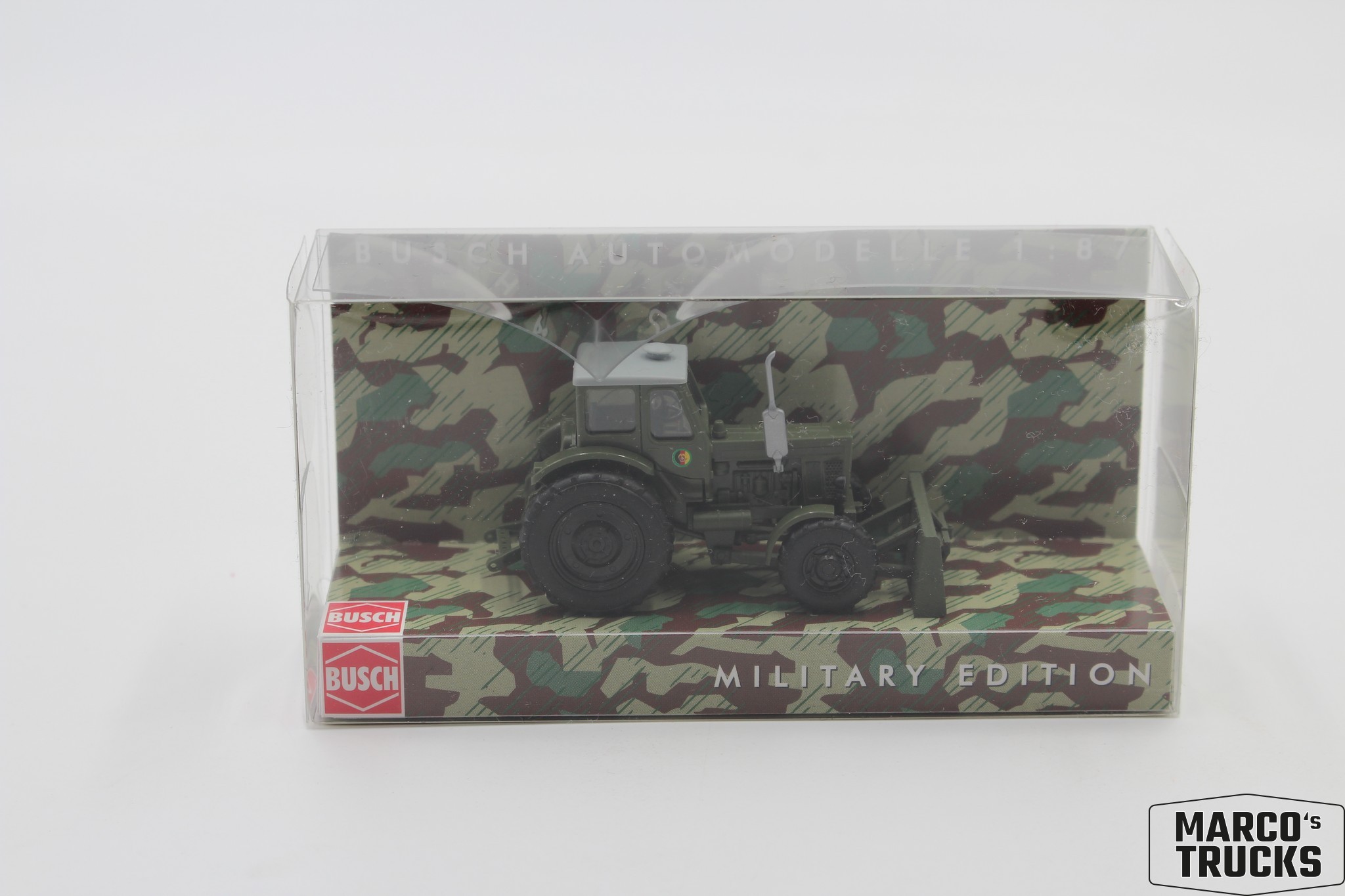 Busch 51356 – Tracteur Belarus MTS-52, Troupe Frontalière Avec Bouclier – Modèle Réduit H0 (1:87) Neuf Sous Blister