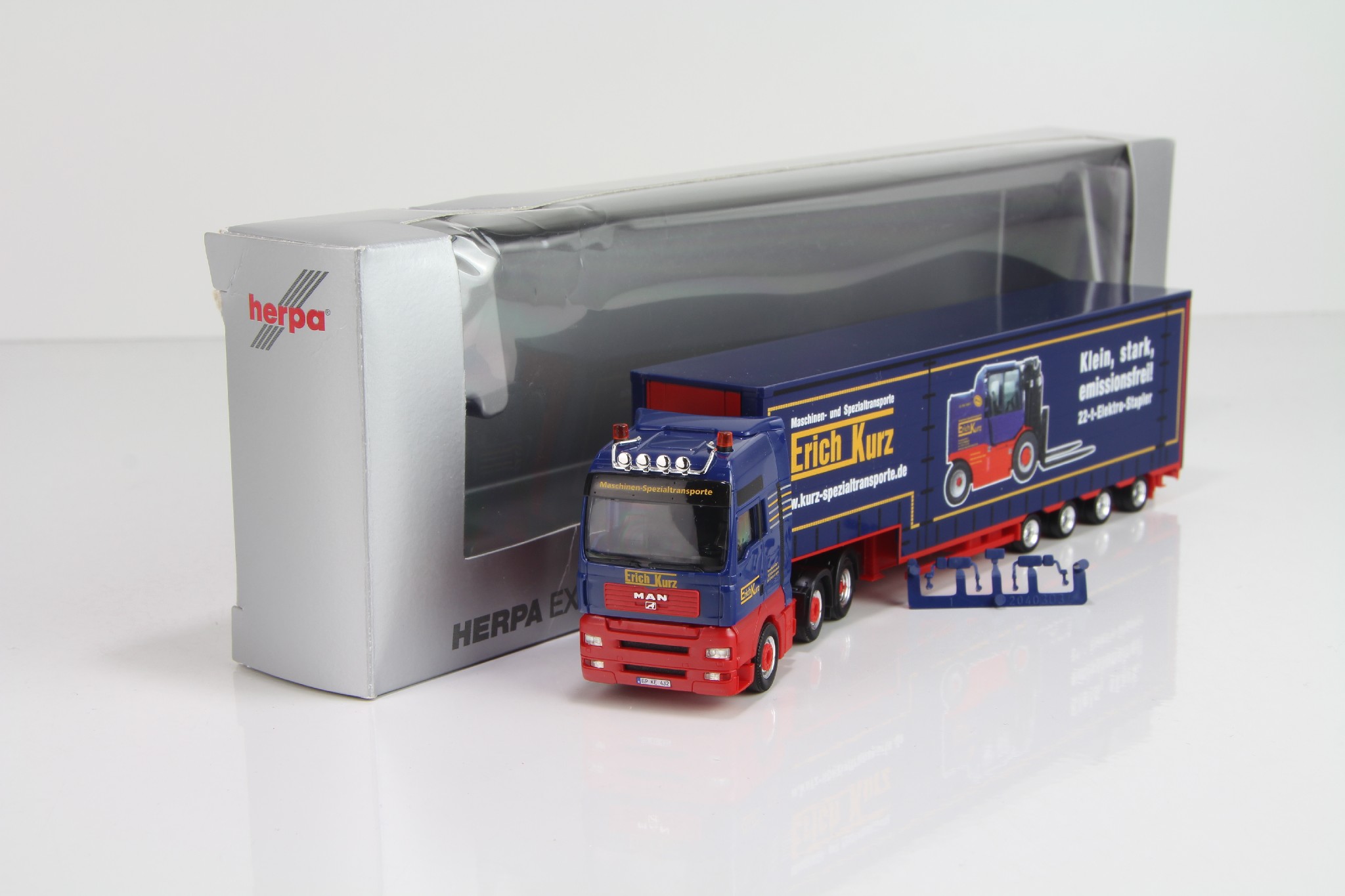 Herpa MAN TGA XXL VolSz "Erich Kurz Spezialtransporte Schlierbach" /RM10550