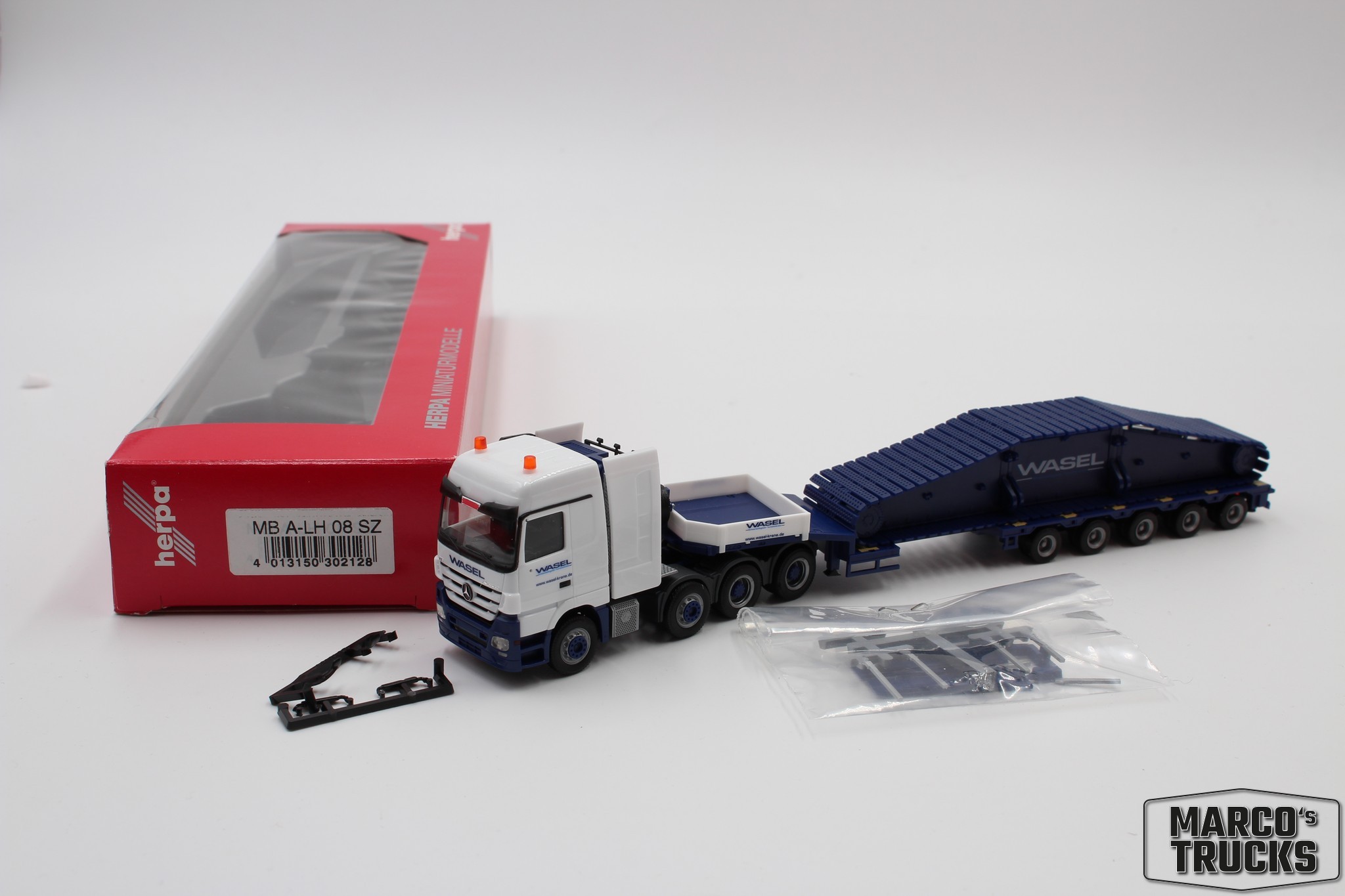 Herpa Mercedes-Benz Arocs Sattelzug Mit Liebherr Kran - Detailgetreues Sammelmodell