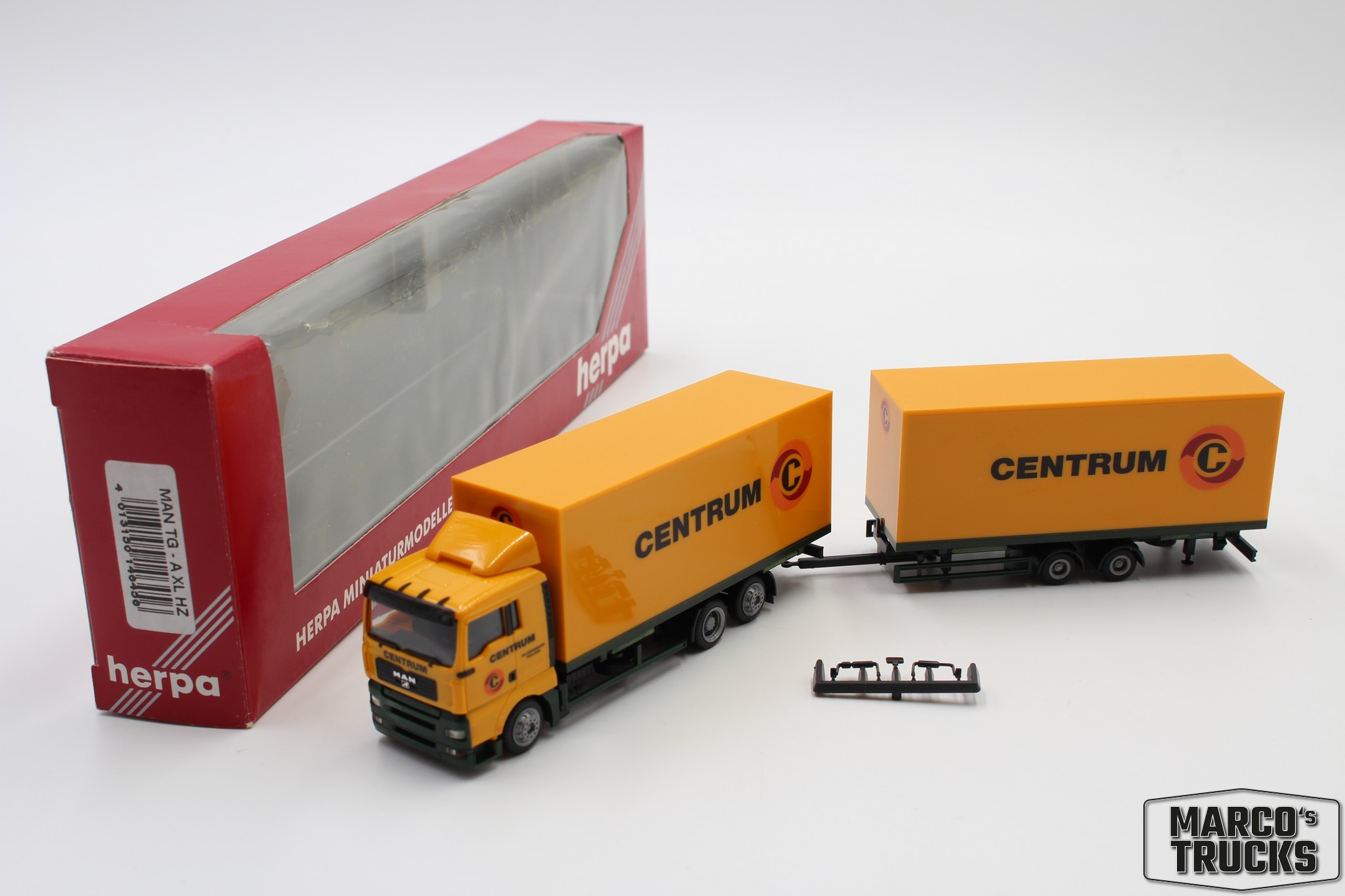 Herpa MAN TGA XL Swap body trailer truck „Centrum“ 146456 1