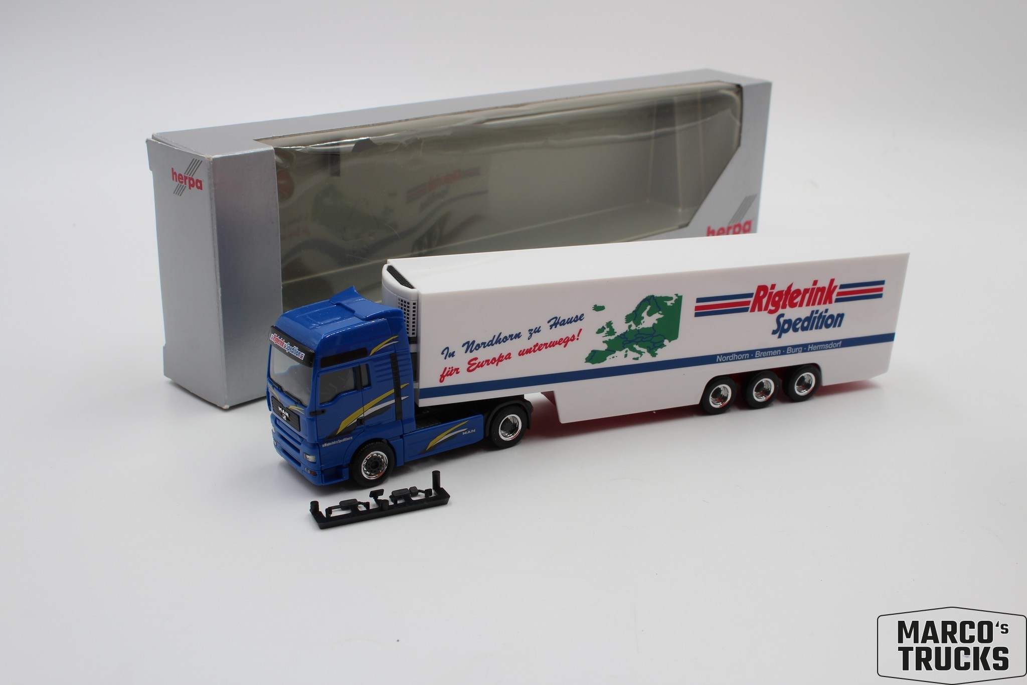 CAMION HERPA MAN TGA remorque-citerne transporteur Zott dans son