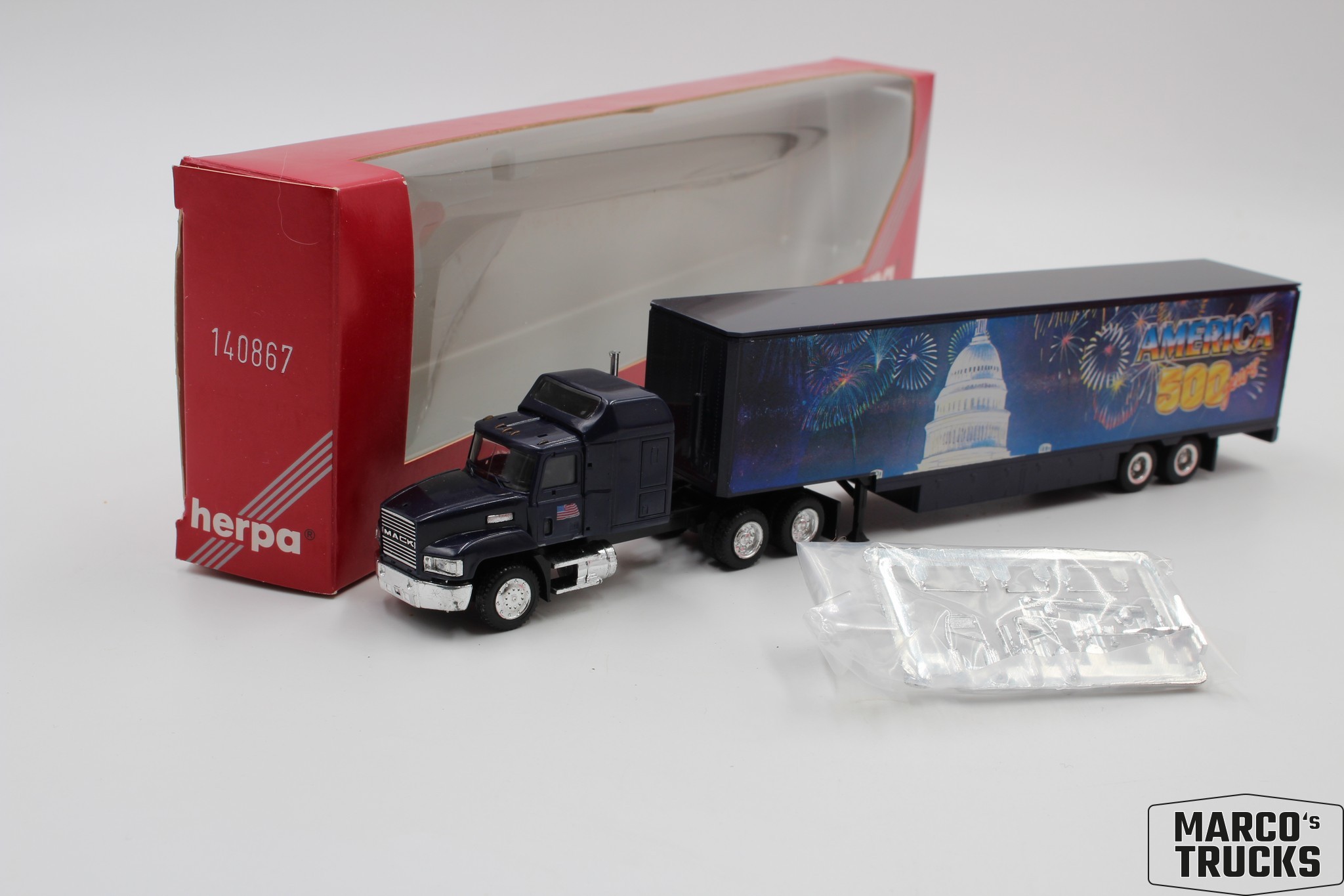 Herpa MACK CH600 Box Semi-Trailer Truck 