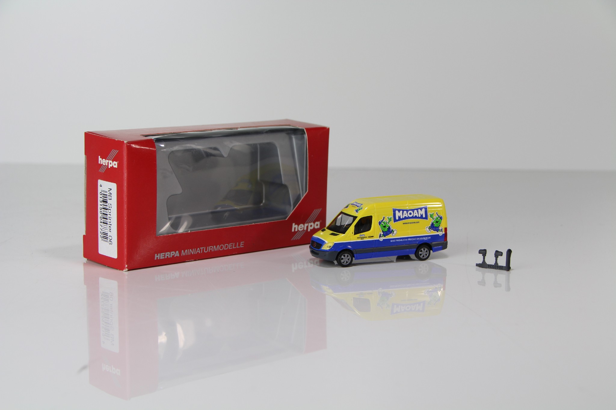 Herpa MB Sprinter Kastenwagen "Maoam Mnster KG Neuss" Nr. 047722 /H4589