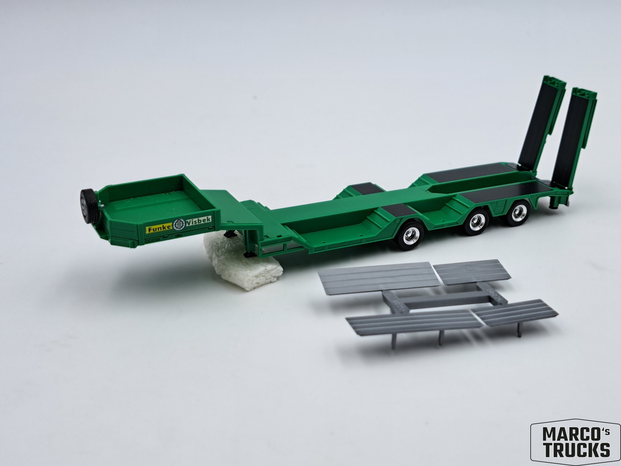 HERPA Camion Avec Porte-engin SCANIA 3 Essieux – Goldhofer + Chargeuse LIEBHERR – Échelle 1/87 – Neuf